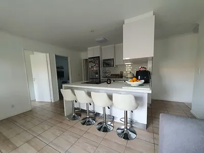 2 Bedroom Apartment For Sale in Cape Town - rPTN.webp