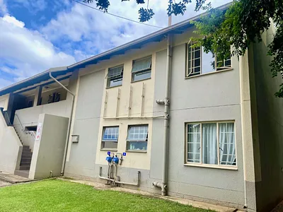 2 Bedroom Apartment For Sale in Centurion - wg5A.webp