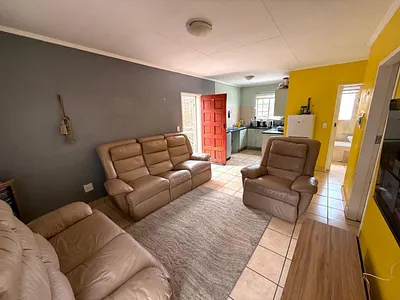 2 Bedroom Townhouse For Sale in Pretoria - MLJl.webp