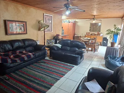 3 Bedroom Townhouse For Sale in Polokwane - 1UDj.webp