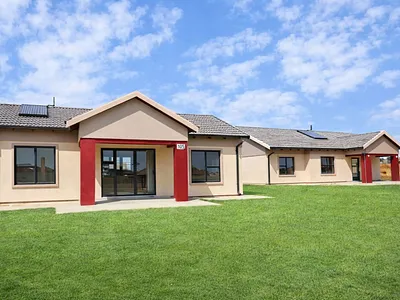 3 Bedroom House For Sale in Akasia - Nyu9.webp