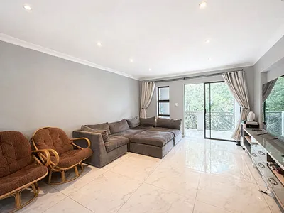 2 Bedroom Apartment For Sale in Randburg - ryI0.webp