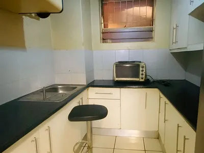 2 Bedroom Apartment For Sale in Pretoria - 69tU.webp