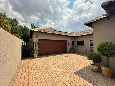 5 Bedroom House For Sale in Centurion - Brem.webp