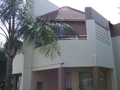 1 Bedroom Townhouse For Sale in Bedfordview - img