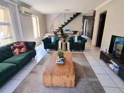 4 Bedroom House For Sale in Midrand - fe8X.webp