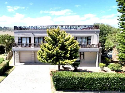 5 Bedroom House For Sale in Groot Brakrivier - 5luG.webp