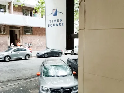 Apartment For Sale in Johannesburg - QgUV.webp