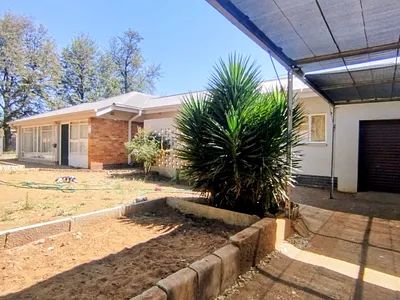 Commercial Property For Sale in Klerksdorp - yFjA.webp