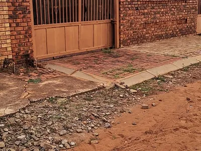 3 Bedroom House For Sale in Soshanguve - img