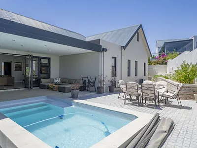 3 Bedroom House For Sale in Malmesbury - an4O.webp