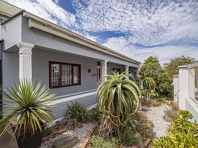 3 Bedroom House For Sale in Port Elizabeth - img