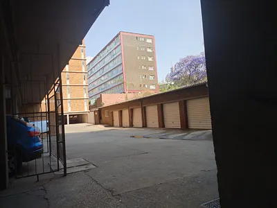 1 Bedroom House For Sale in Pretoria - cQ4l.webp