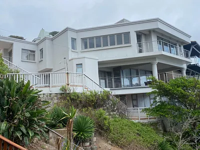 7 Bedroom House For Sale in George - lXaK.webp