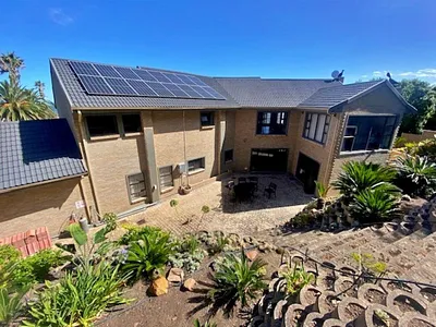 7 Bedroom House For Sale in Groot Brakrivier - nMw7.webp