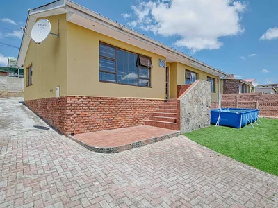 3 Bedroom House For Sale in Port Elizabeth - Zfyd.webp