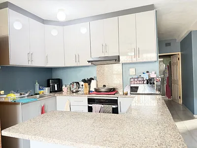 3 Bedroom House For Sale in Amanzimtoti - 9Z0M.webp