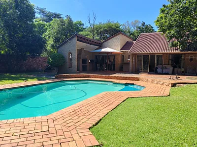4 Bedroom House For Sale in Centurion - AMKT.webp