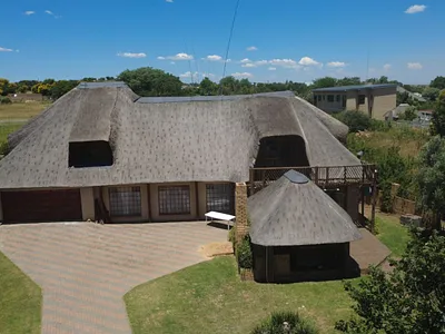 8 Bedroom House For Sale in Vaal Marina - jh5J.webp