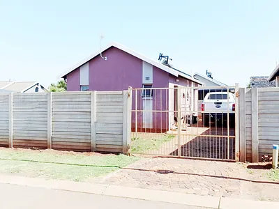 2 Bedroom House To Rent in Alberton - gRdx.webp