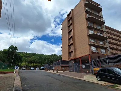 1 Bedroom Apartment For Sale in Pretoria - 8Nda.webp