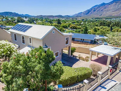 3 Bedroom House For Sale in Montagu - WXO0.webp