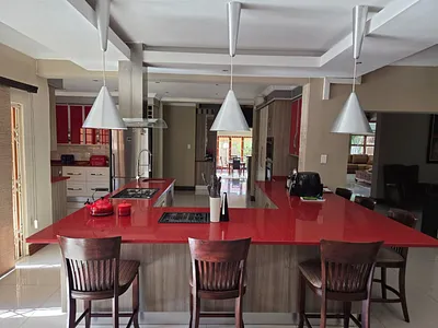 6 Bedroom House For Sale in Polokwane - jNKr.webp