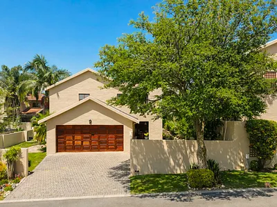 3 Bedroom House For Sale in Randburg - 2QSY.webp