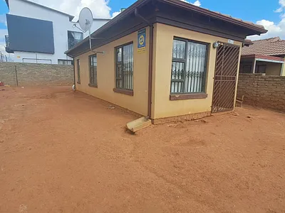 3 Bedroom House For Sale in Soshanguve - 338D.webp