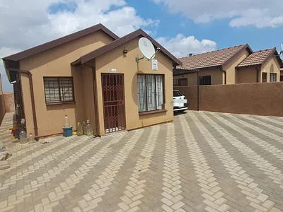 3 Bedroom House For Sale in Soshanguve - cSth.webp