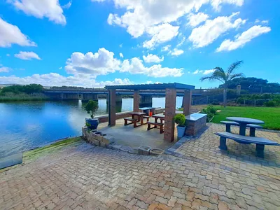 3 Bedroom House For Sale in Hartenbos - BEg9.webp