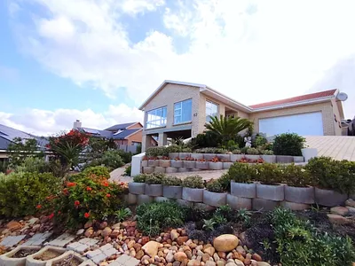 3 Bedroom House For Sale in Hartenbos - kZui.webp
