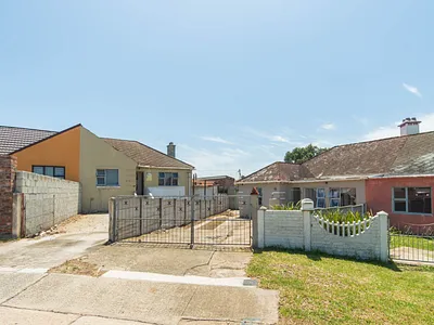 House For Sale in Port Elizabeth - iYyq.webp