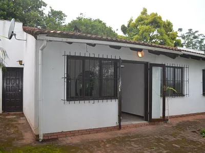 3 Bedroom Townhouse For Sale in Hillcrest - xuZM.webp