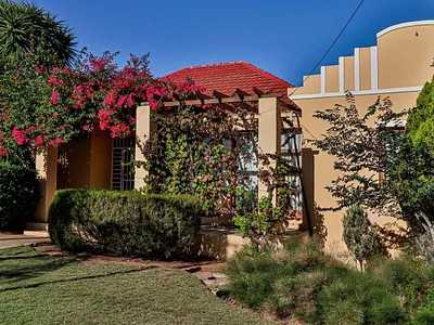 3 Bedroom House For Sale in Ashton - GvJx.webp