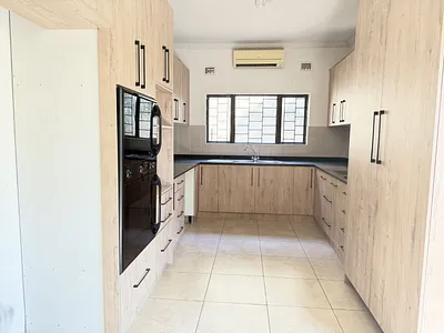 3 Bedroom Townhouse To Rent in Durban - GAbl.webp