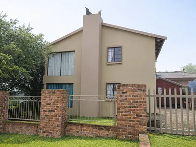 2 Bedroom House For Sale in Tzaneen - 5zqD.webp