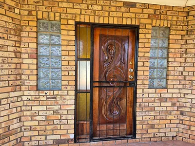 3 Bedroom House For Sale in Kuruman - 29jS.webp