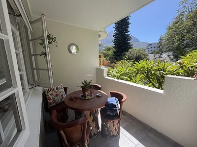 1 Bedroom Apartment To Rent in Cape Town - lDlx.webp