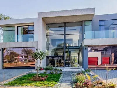 6 Bedroom House For Sale in Hartbeespoort - lbY5.webp