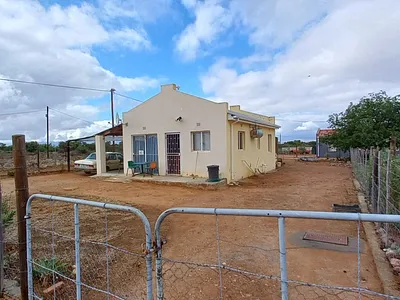 2 Bedroom House For Sale in Calitzdorp - 8AoP.webp
