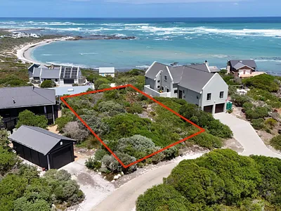 House For Sale in Agulhas - 8RWb.webp