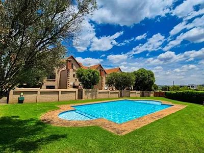 3 Bedroom Townhouse For Sale in Centurion - ojFf.webp