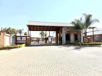 3 Bedroom Townhouse For Sale in Pretoria - Cx9V.webp