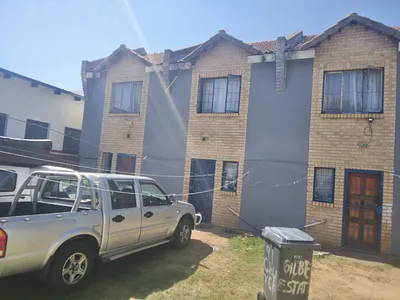 8 Bedroom Apartment For Sale in Johannesburg - img