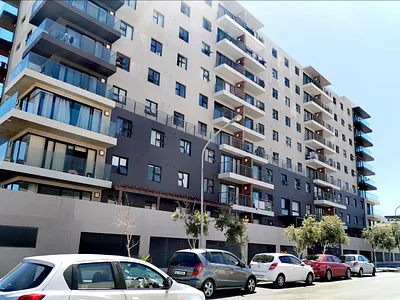2 Bedroom Apartment For Sale in Cape Town - eMM6.webp