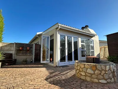 House For Sale in Riversdale - jKih.webp