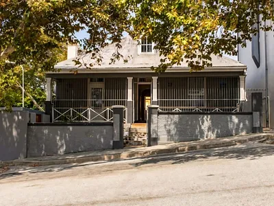 2 Bedroom House For Sale in Port Elizabeth - 1S9f.webp