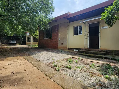 4 Bedroom House For Sale in Centurion - XZp0.webp