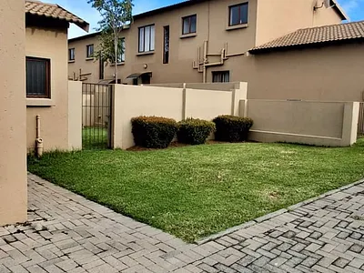 3 Bedroom House For Sale in Midrand - wFYO.webp